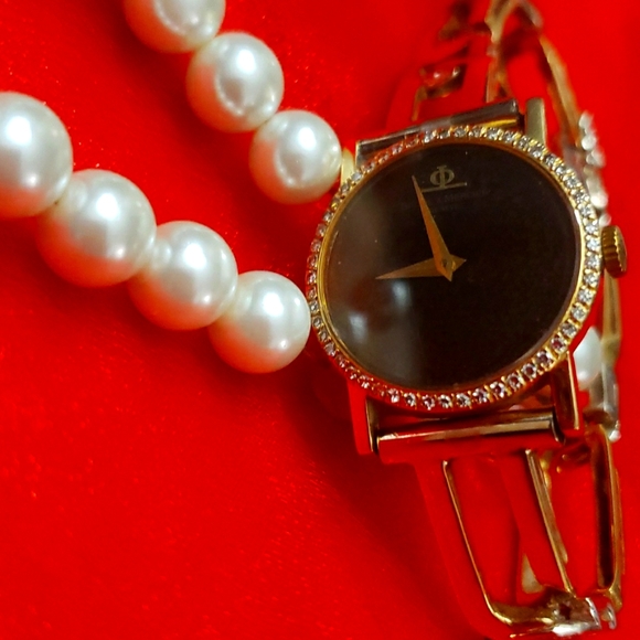 Baume and Merceir Geneve vintage watch..18k gold..... has 80pcs tiny diamonds... - Picture 6 of 16